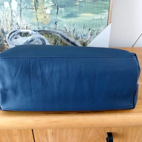 Tahari Navy Blue Tote NWT - Picture 4 of 5